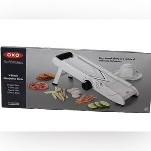 OXO V-Blade MANDOLINESLICER 4 BladesJulienne, Crinkle Straight Slicer#2127700